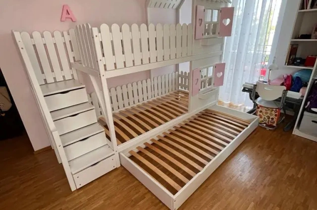 Hausbett, Spielbett LUNA (Leiter,Treppe,Rutsche) - Kubuk Moebel