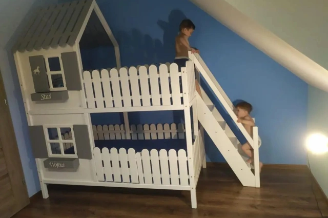 Hausbett, Spielbett LUNA (Leiter,Treppe,Rutsche) - Kubuk Moebel