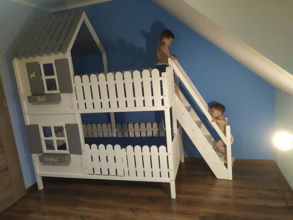 Hausbett, Spielbett LUNA (Leiter,Treppe,Rutsche) - Kubuk Moebel