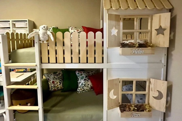 Hausbett, Spielbett LUNA (Leiter,Treppe,Rutsche) - Kubuk Moebel