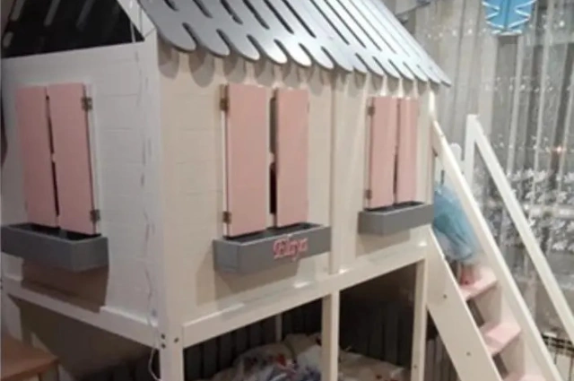 Hausbett, Spielbett LUNA (Leiter,Treppe,Rutsche) - Kubuk Moebel