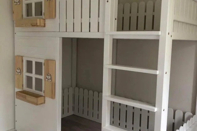 Hausbett, Spielbett LUNA (Leiter,Treppe,Rutsche) - Kubuk Moebel