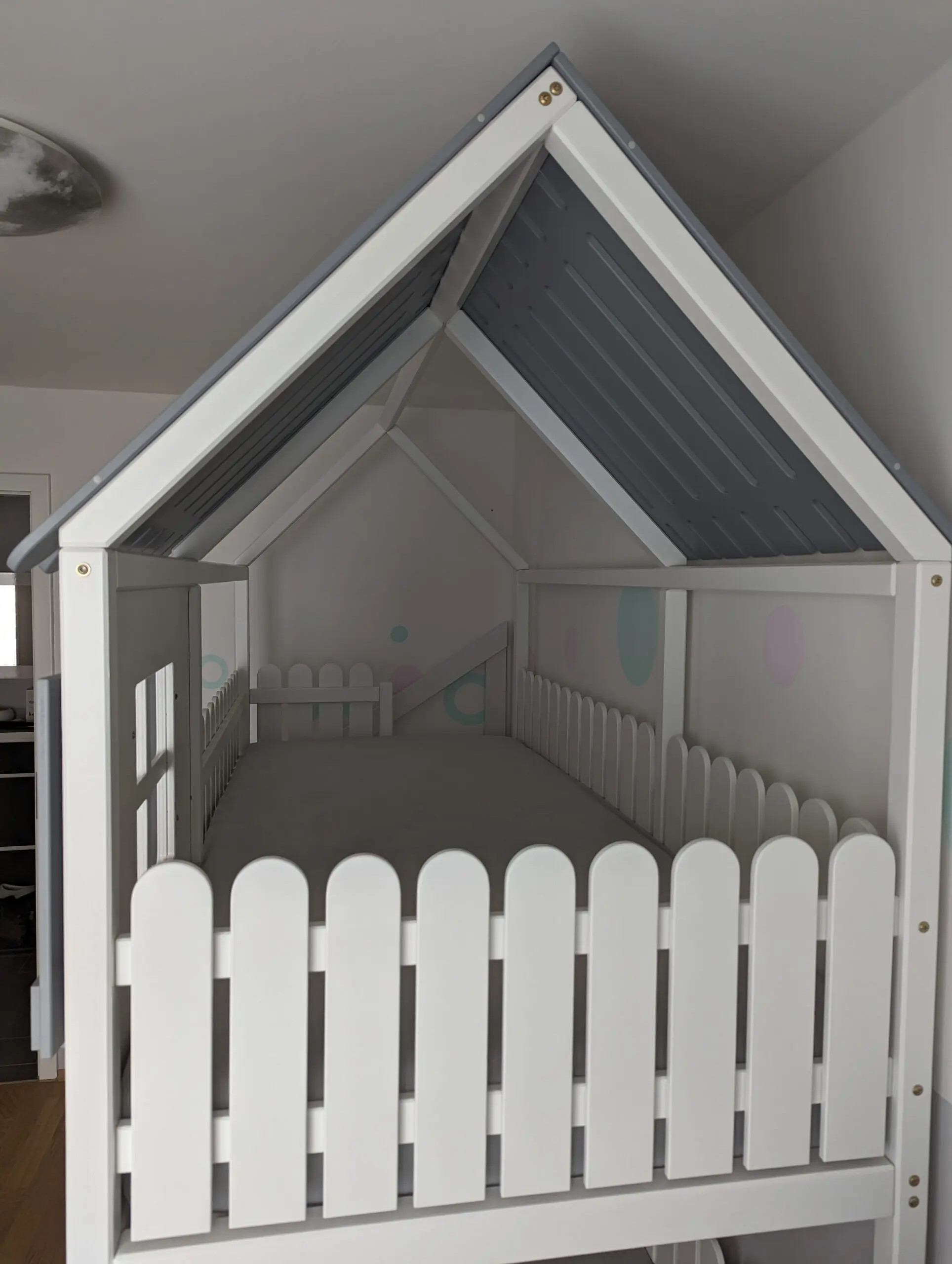 Hausbett, Spielbett LUNA (Leiter,Treppe,Rutsche) - Kubuk Moebel