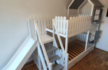 Hausbett, Spielbett LUNA (Leiter,Treppe,Rutsche) - Kubuk Moebel