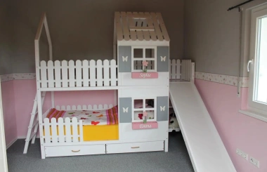 Hausbett, Spielbett LUNA (Leiter,Treppe,Rutsche) - Kubuk Moebel