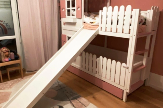 Hausbett, Spielbett LUNA (Leiter,Treppe,Rutsche) - Kubuk Moebel