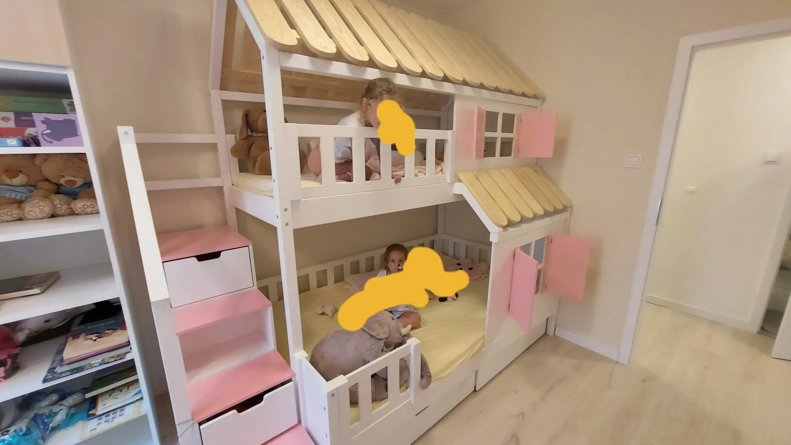 Hausbett, Spielbett KJARA mit vollem Dach und Rutsche - Kubuk Moebel Hausbett, Spielbett KJARA mit vollem Dach und Rutsche - Kubuk Moebel