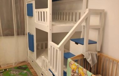 Hausbett, Spielbett KJARA mit vollem Dach und Rutsche - Kubuk Moebel Hausbett, Spielbett KJARA mit vollem Dach und Rutsche - Kubuk Moebel