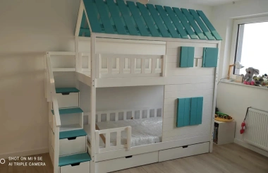 Hausbett, Spielbett KJARA mit vollem Dach und Rutsche - Kubuk Moebel Hausbett, Spielbett KJARA mit vollem Dach und Rutsche - Kubuk Moebel