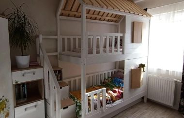 Hausbett, Spielbett KJARA mit vollem Dach und Rutsche - Kubuk Moebel Hausbett, Spielbett KJARA mit vollem Dach und Rutsche - Kubuk Moebel