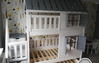 Hausbett, Spielbett KJARA mit vollem Dach und Rutsche - Kubuk Moebel Hausbett, Spielbett KJARA mit vollem Dach und Rutsche - Kubuk Moebel