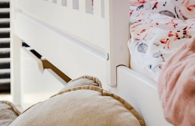 Einzelbett, Kinderbett GUCIO mit Schubladen - Kubuk Moebel